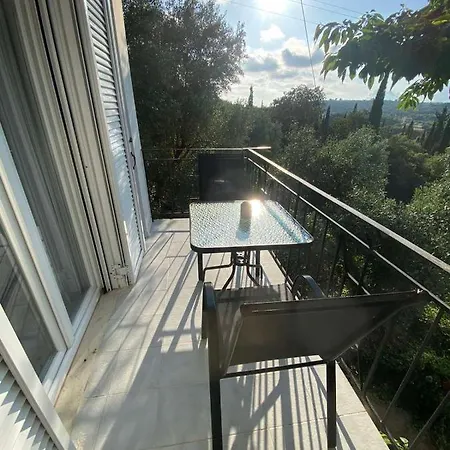 Alexander 2 Apartman