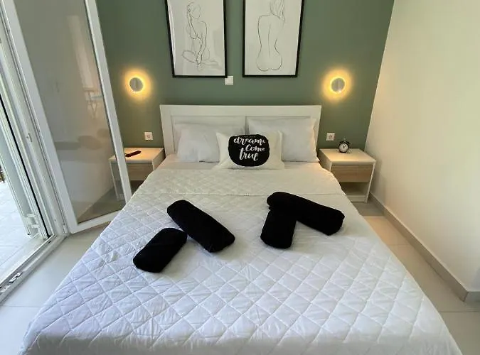 Alexander 2 Apartman *